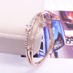 Rose Gold Star Dangle Pavé Round CZ Diamond Bangle Bracelet