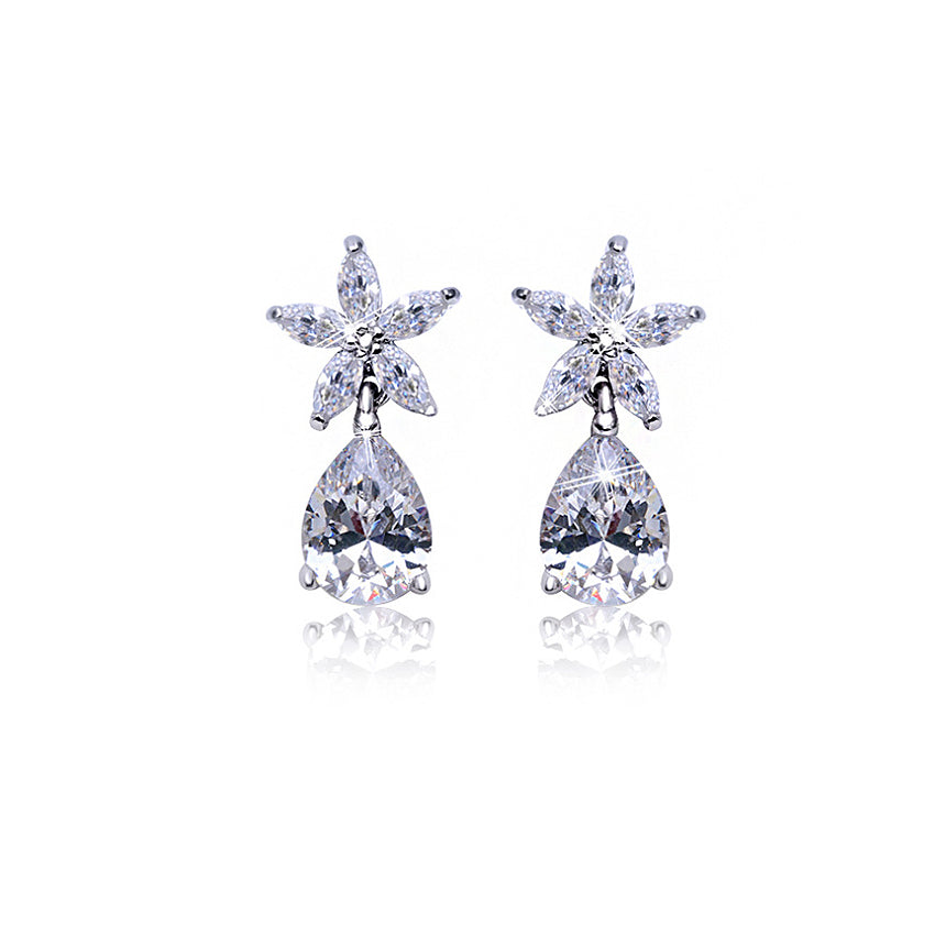 MyKay Tear of Stars CZ Diamond Earrings